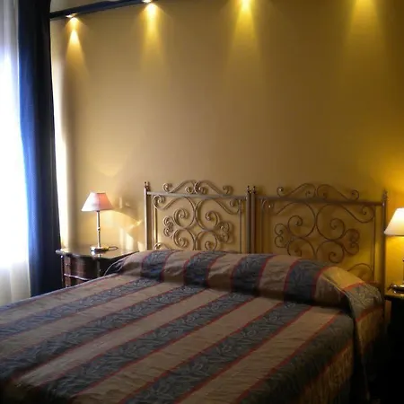 Corallo Hotell 3*