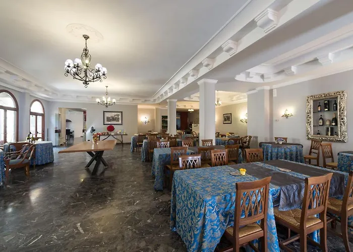 Hotel Corallo 3*